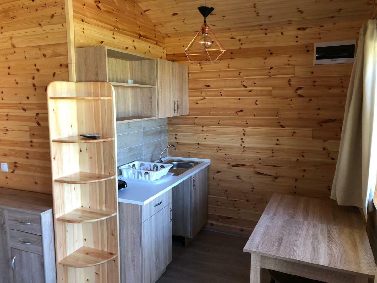 Napsugár Club és Panzió Acomodação com café da manhã Fonyód Exterior foto
